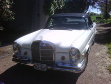 Mercedes-Benz 280 SE