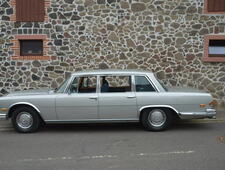 Mercedes-Benz 600