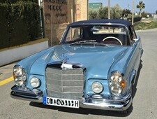 Mercedes-Benz 300 SE/C W112 cabrio